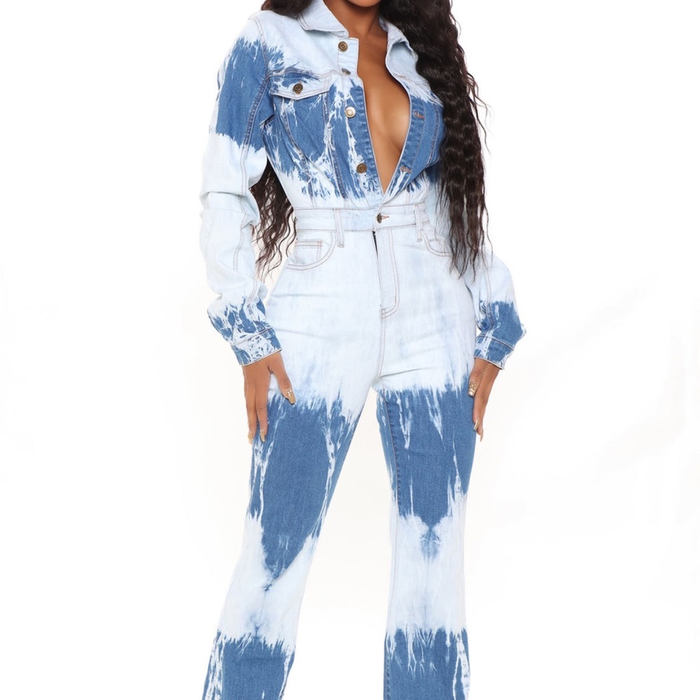 NWT XL FASHION NOVA TAYLOR DENIM JUMPSUIT